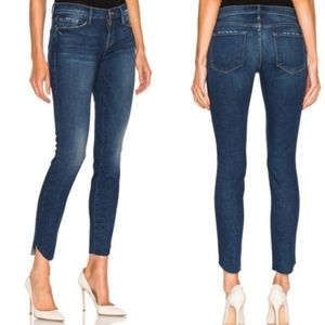 Frame med wash "Le Skinny de Jeanne" size 29 (size 8) raw edge, inseam 27 inches